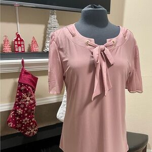 Chic Women's Blouse with Bow Detail